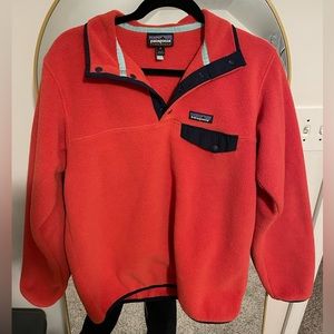 Patagonia women’s Lightweight Synchilla Snap-T Fleece Pullover